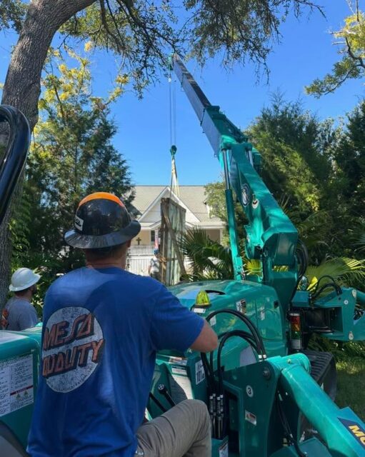 Busy week on Sullivan’s Island 🏝️ 🏗️ #maedaminicrane #panoramah #woodspowergrip #customwindows #impactrated #bigglass #glasswall #charelston #lowcountrybuilding #architecture